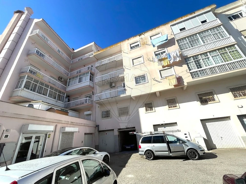 Apartamento T3 para Venda em Seixal, Arrentela e Aldeia de Paio Pires Foto 37