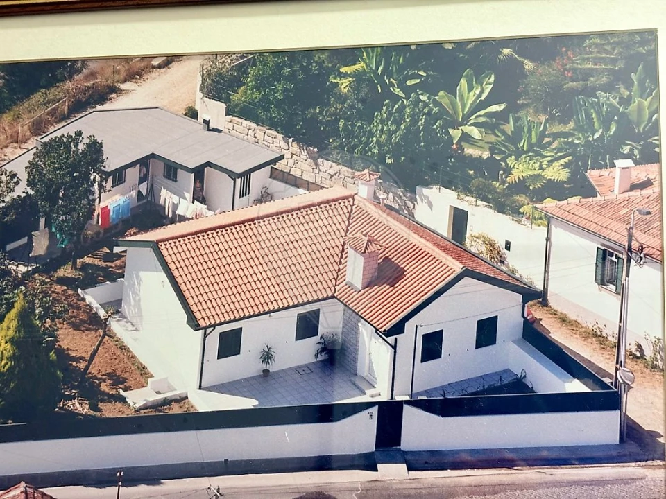 Moradia T3 para Venda em São Felix da Marinha Foto 13