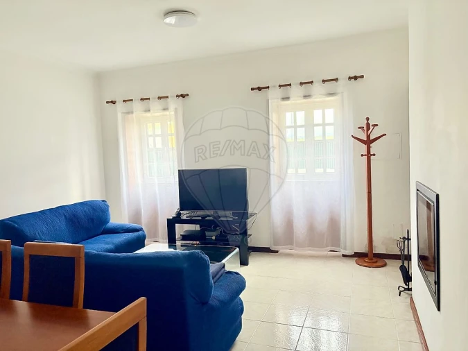 Moradia T3 para Venda em São Felix da Marinha Foto 6