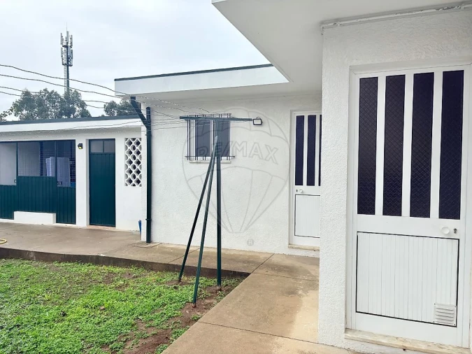 Moradia T3 para Venda em São Felix da Marinha Foto 16