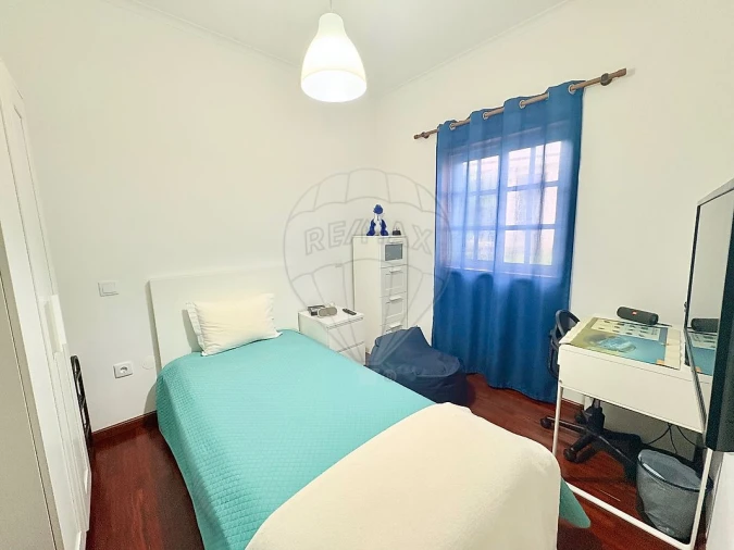 Moradia T3 para Venda em São Felix da Marinha Foto 9