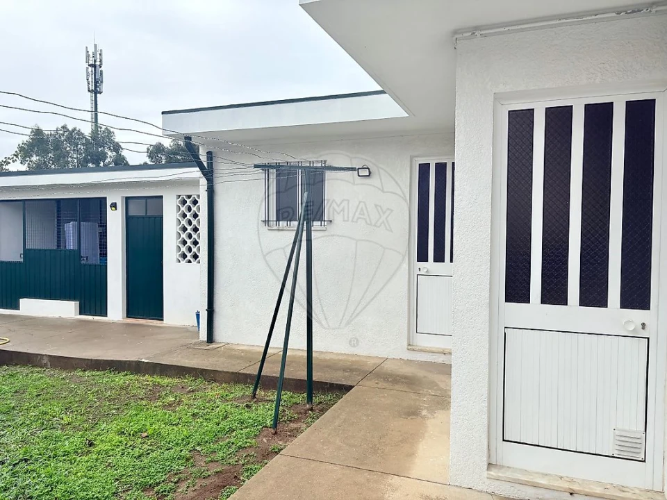 Moradia T3 para Venda em São Felix da Marinha Foto 16