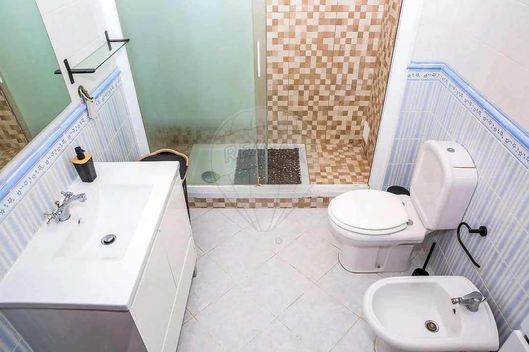 Apartamento T3 para Venda em Azambuja Foto 24