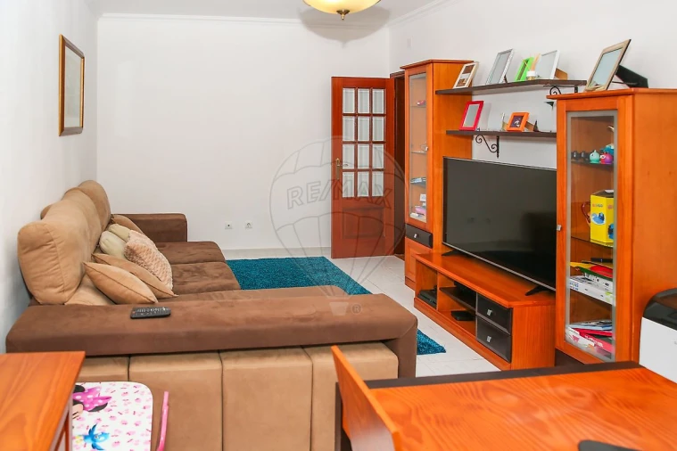 Apartamento T3 para Venda em Azambuja Foto 5