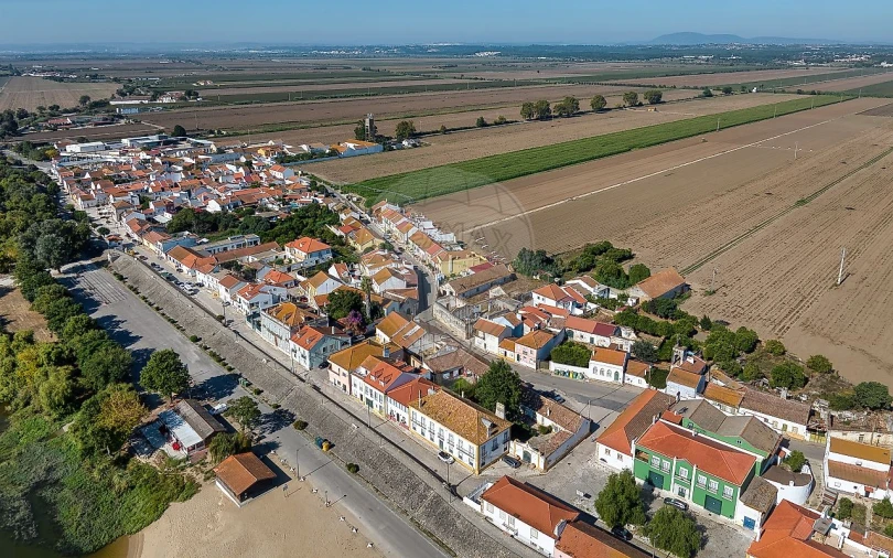 Moradia T2 para Venda em Valada Foto 3