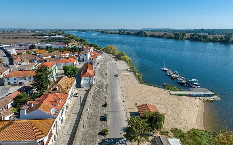 Moradia T2 para Venda em Valada Foto 8