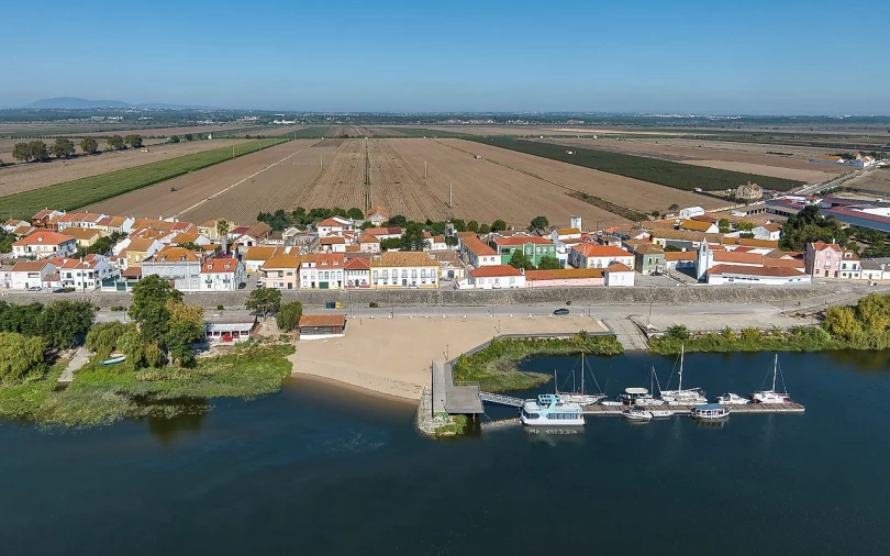 Moradia T2 para Venda em Valada Foto 5