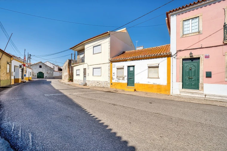 Moradia T2 para Venda em Valada Foto 45