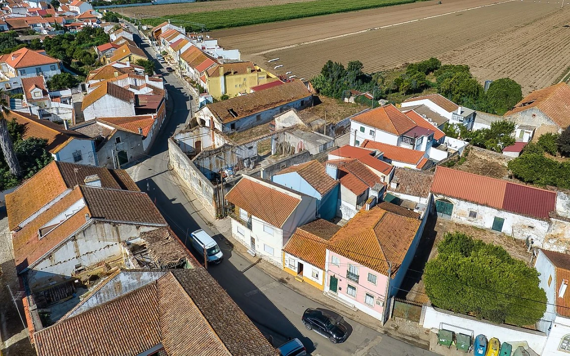 Moradia T2 para Venda em Valada Foto 10