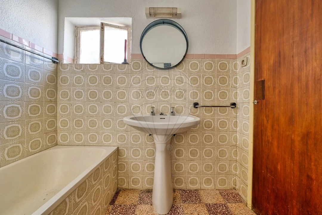 Moradia T2 para Venda em Valada Foto 31