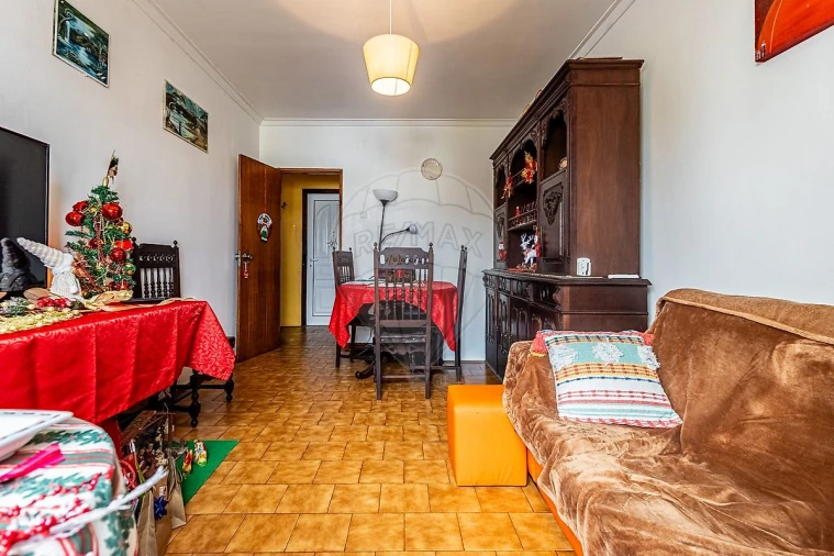 Apartamento T3 para Venda em Azambuja Foto 3