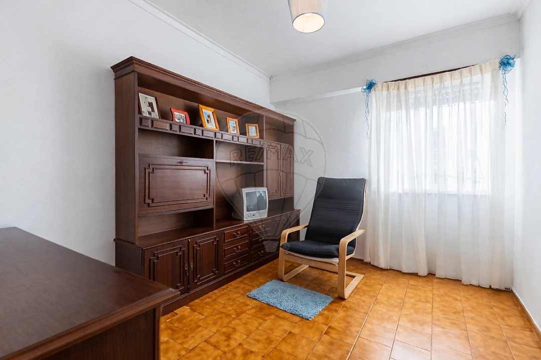 Apartamento T3 para Venda em Azambuja Foto 14