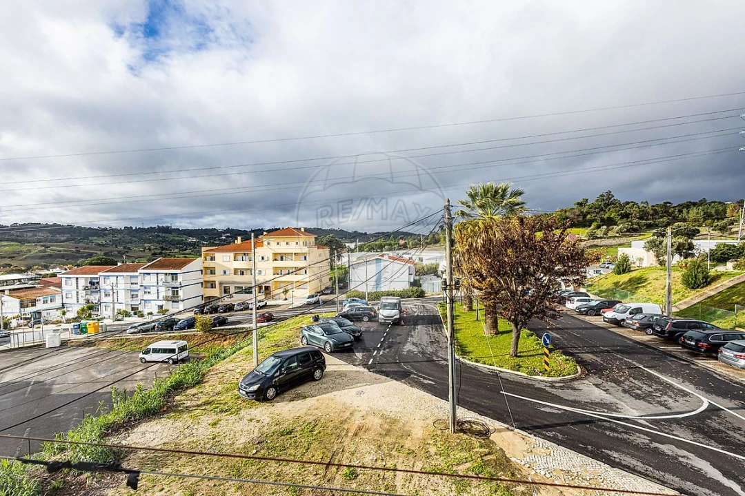 Apartamento T3 para Venda em Azambuja Foto 2