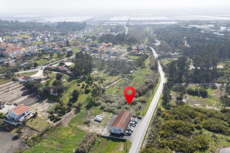 Terreno para Venda em Vale da Pedra Foto 7