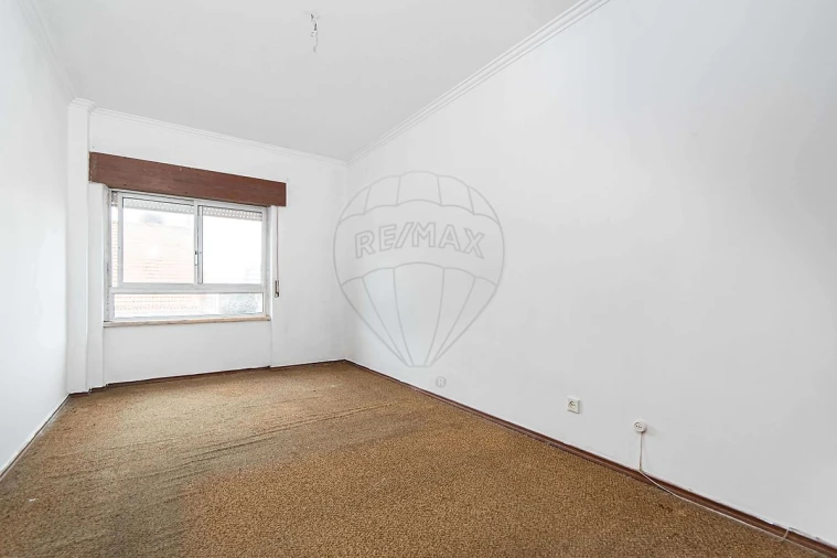 Apartamento T2 para Venda em Carregado e Cadafais Foto 7