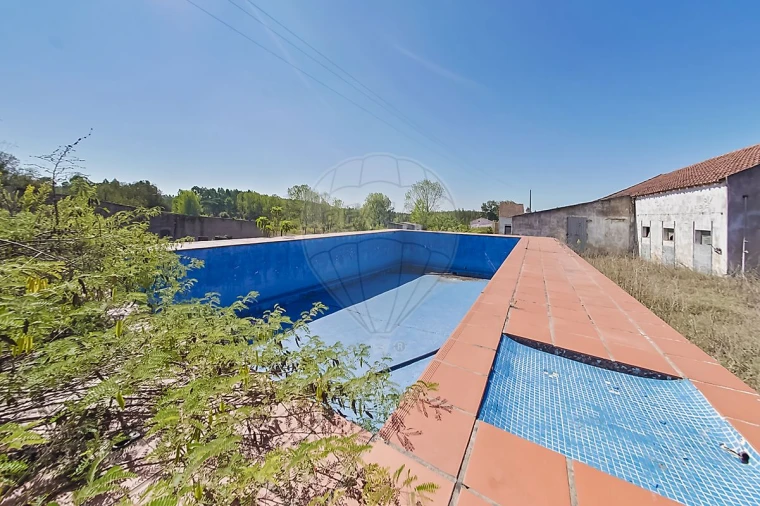 Quinta T2 para Venda em Rio Maior Foto 7