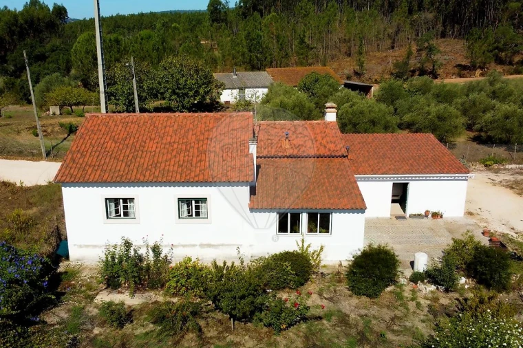 Quinta T2 para Venda em Rio Maior Foto 1