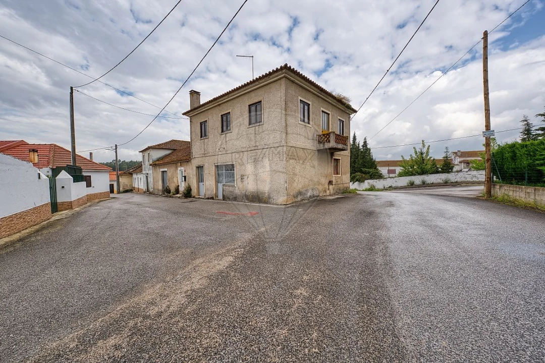 Moradia T4 para Venda em Fraguas Foto 1