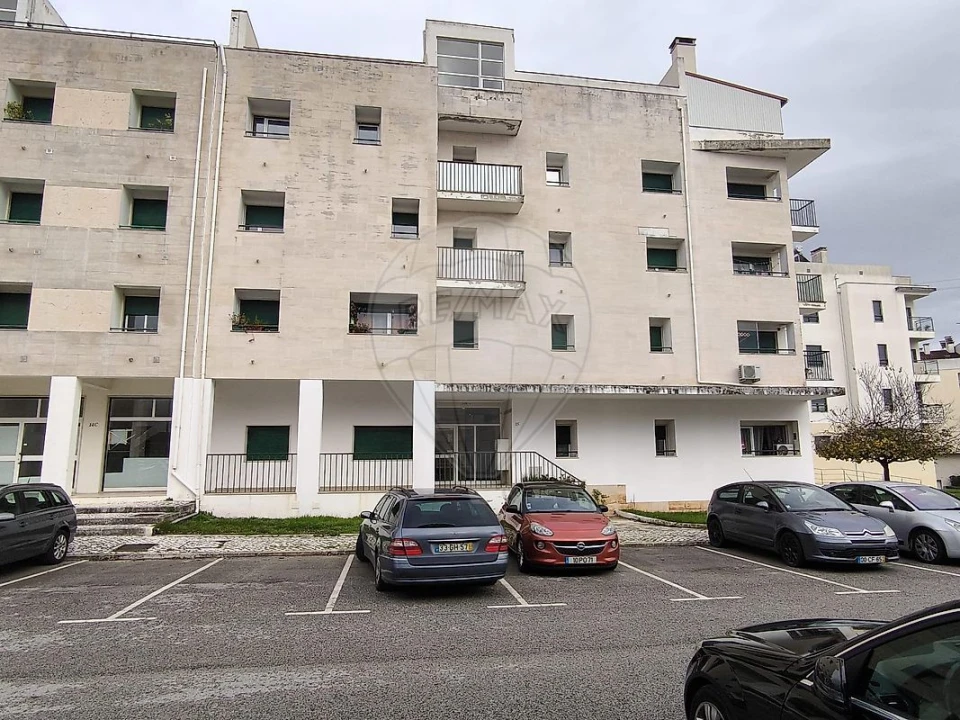 Apartamento T3 para Venda em Rio Maior Foto 4