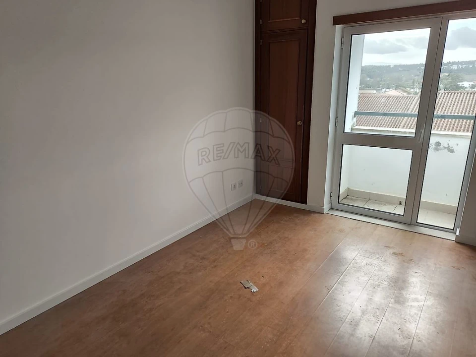 Apartamento T3 para Venda em Rio Maior Foto 41