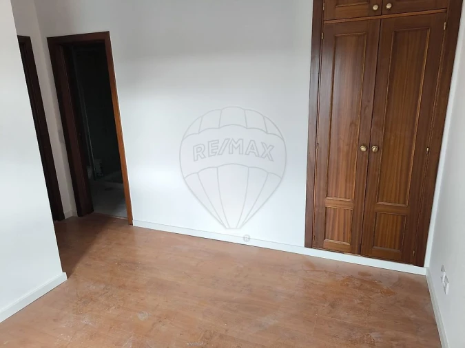 Apartamento T3 para Venda em Rio Maior Foto 33