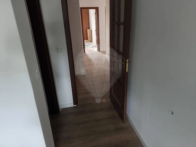 Apartamento T3 para Venda em Rio Maior Foto 24