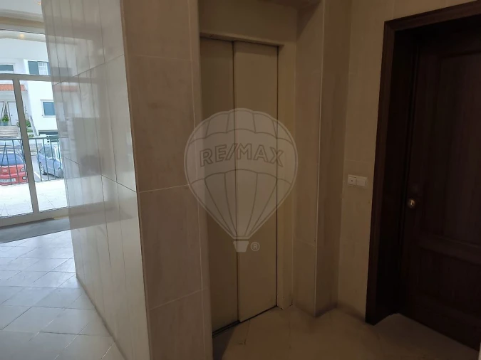 Apartamento T3 para Venda em Rio Maior Foto 3