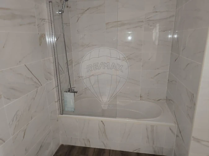 Apartamento T3 para Venda em Rio Maior Foto 48