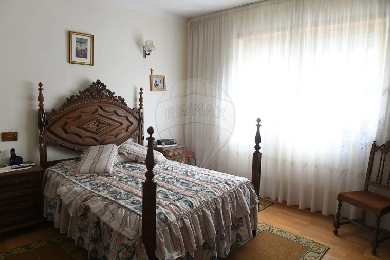 Moradia T2 para Venda em Sé, Santa Maria e Meixedo Foto 11