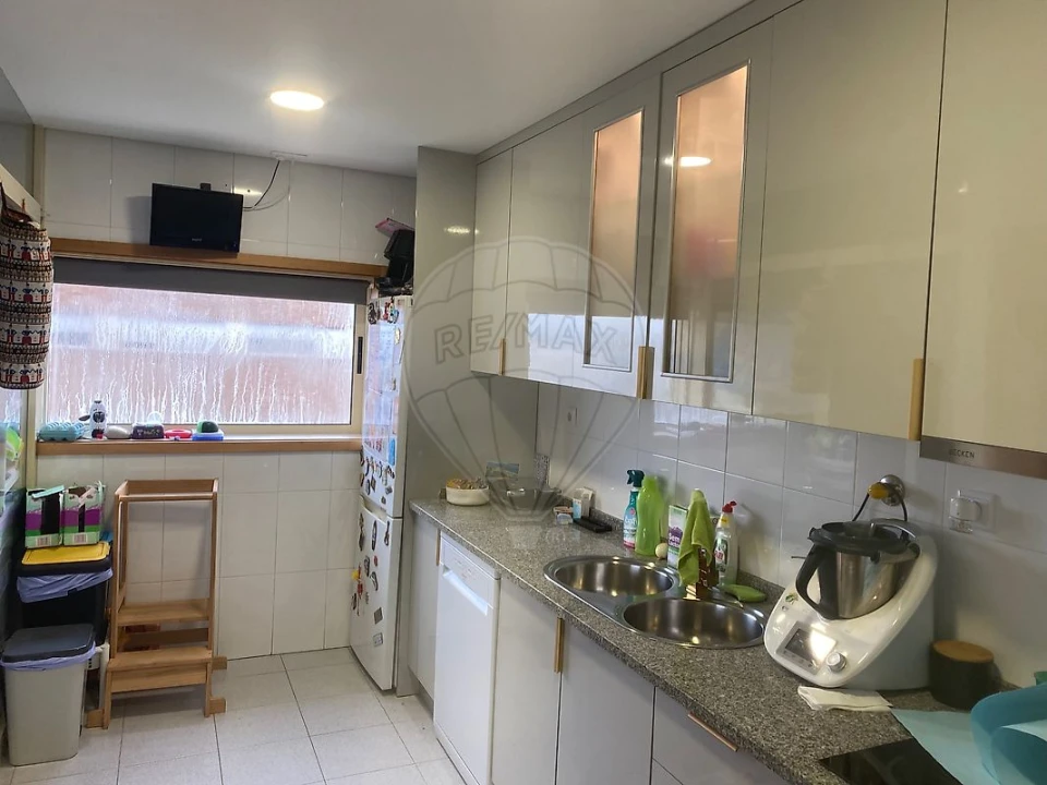 Apartamento T3 para Venda em Castêlo da Maia Foto 10