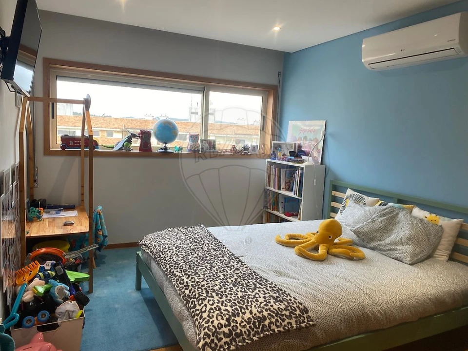 Apartamento T3 para Venda em Castêlo da Maia Foto 8