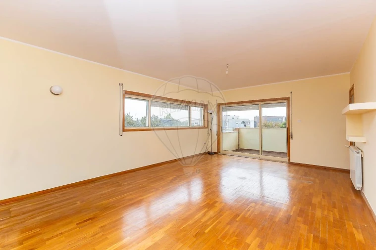 Apartamento T3 para Venda em Castêlo da Maia Foto 12