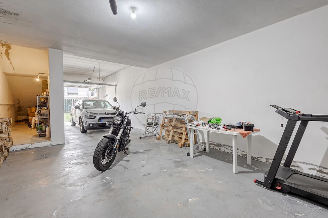 Moradia T3 para Venda em Moure Foto 2