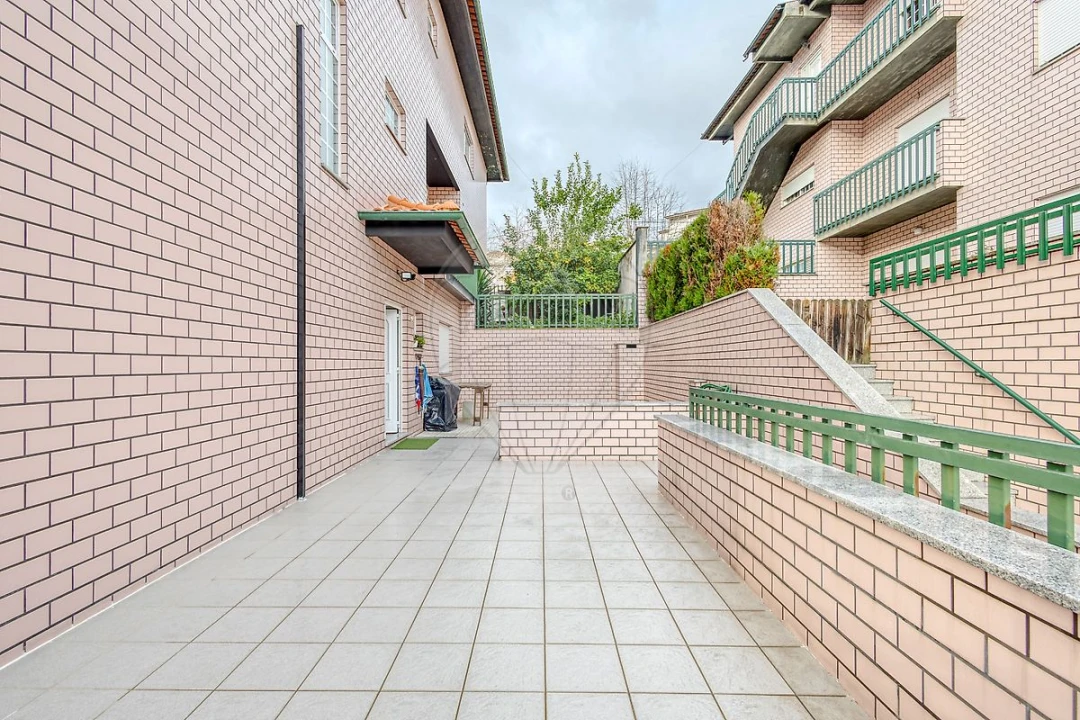 Moradia T3 para Venda em Moure Foto 10