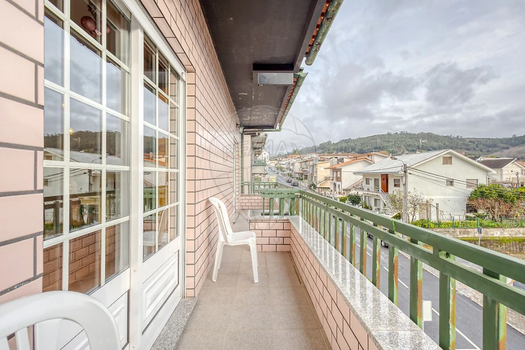 Moradia T3 para Venda em Moure Foto 20