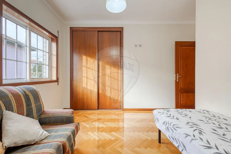 Moradia T3 para Venda em Moure Foto 38