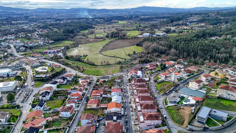 Moradia T3 para Venda em Moure Foto 5