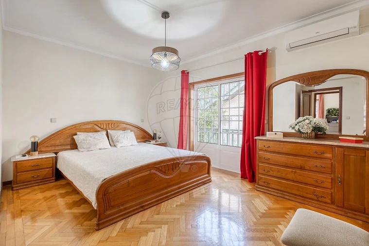 Moradia T3 para Venda em Moure Foto 32