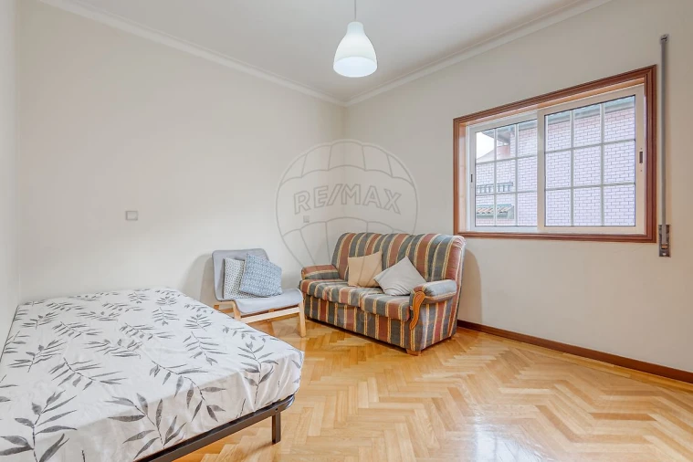 Moradia T3 para Venda em Moure Foto 41