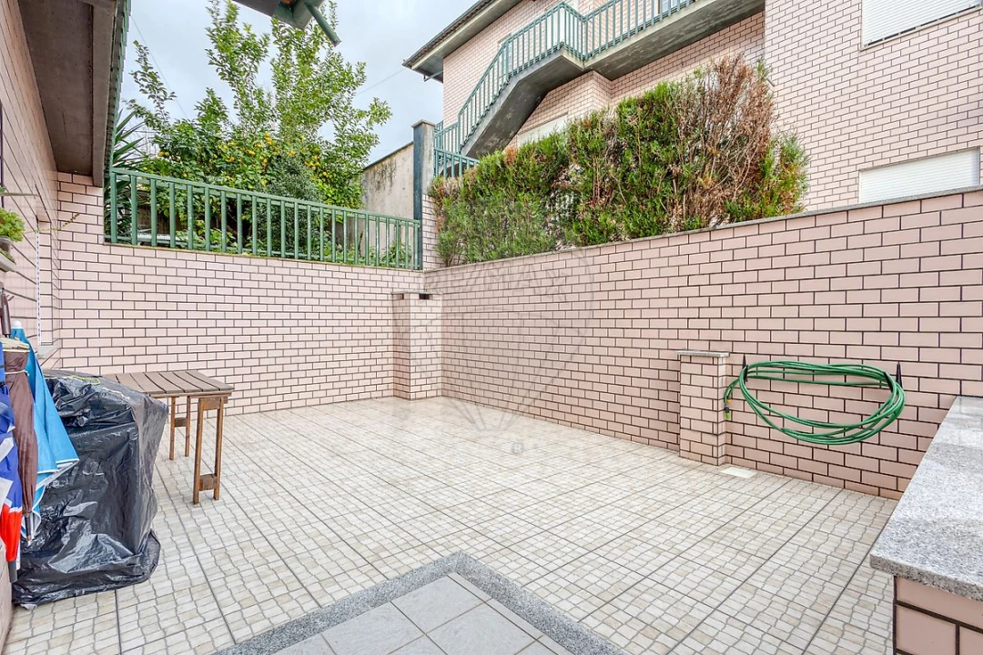 Moradia T3 para Venda em Moure Foto 18