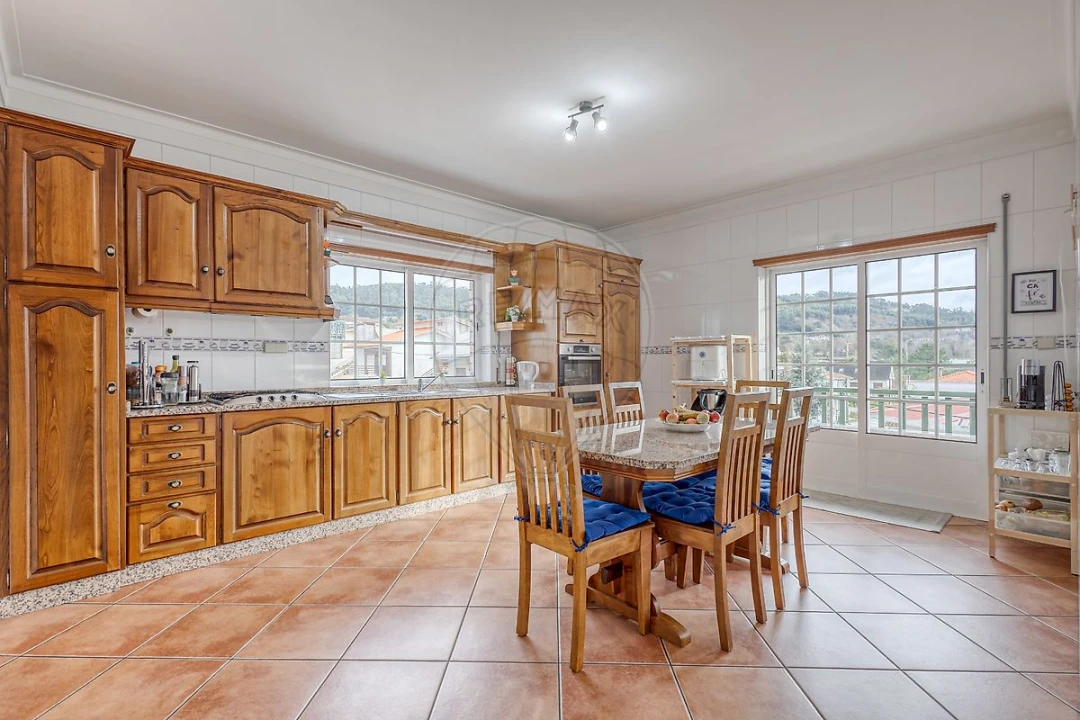 Moradia T3 para Venda em Moure Foto 15