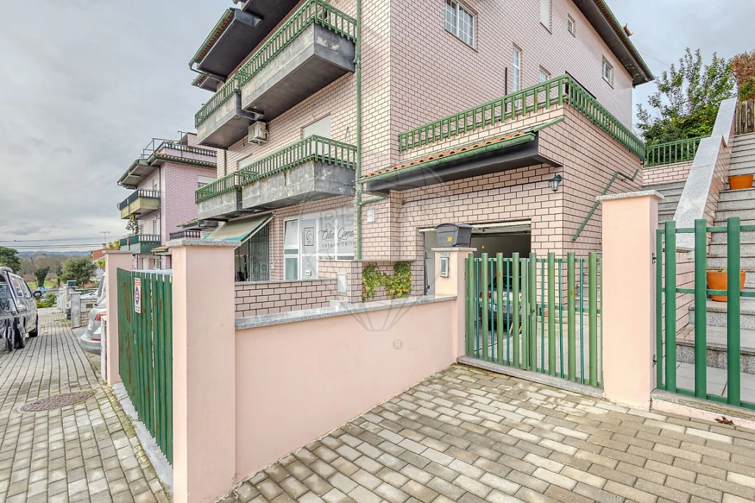 Moradia T3 para Venda em Moure Foto 7