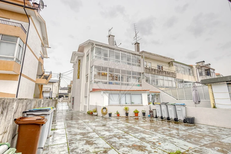 Apartamento T2 para Venda em Cidade da Maia Foto 19