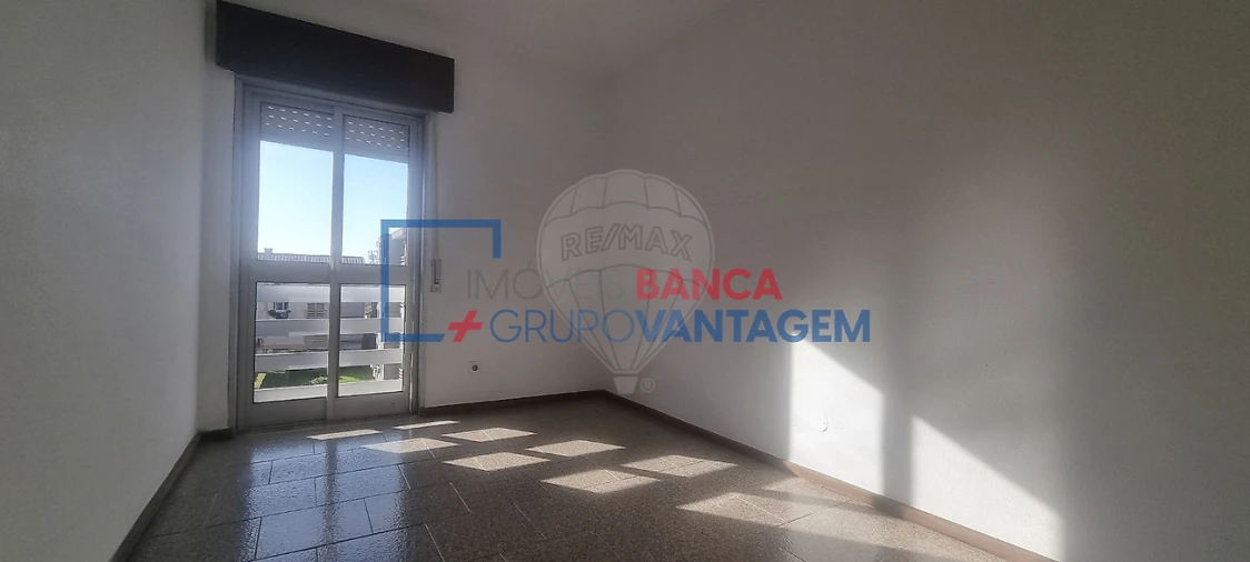 Apartamento T3 para Venda em Rio Tinto Foto 17