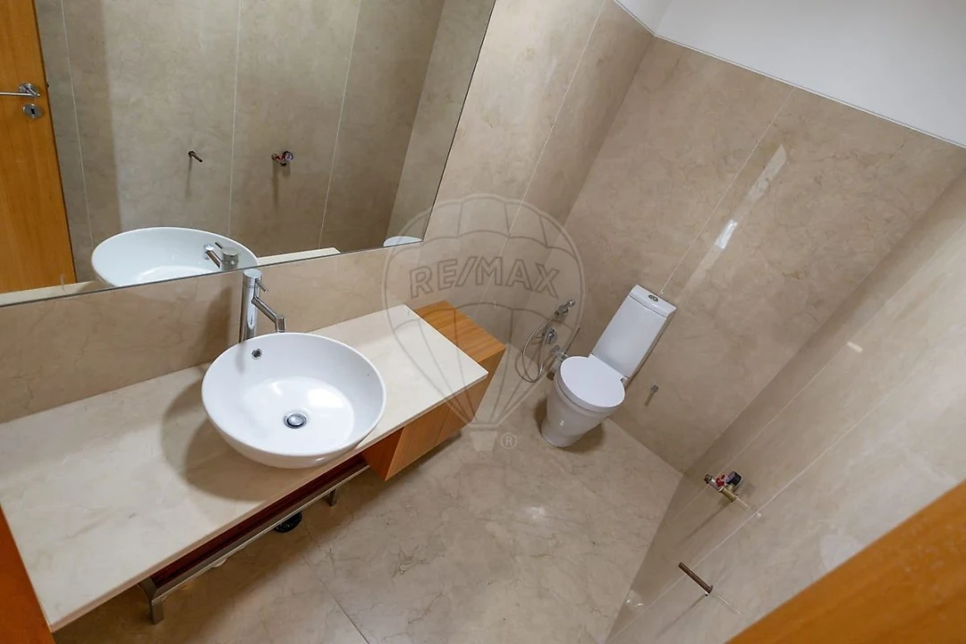 Moradia T4 para Venda em Alpendorada, Várzea e Torrão Foto 21