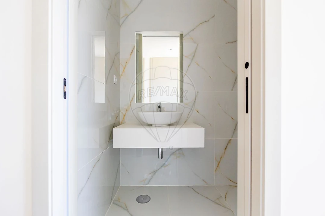 Apartamento T3 para Venda em Espinho Foto 15