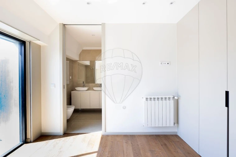 Apartamento T3 para Venda em Espinho Foto 23