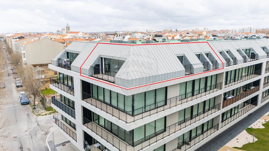 Apartamento T3 para Venda em Espinho Foto 3