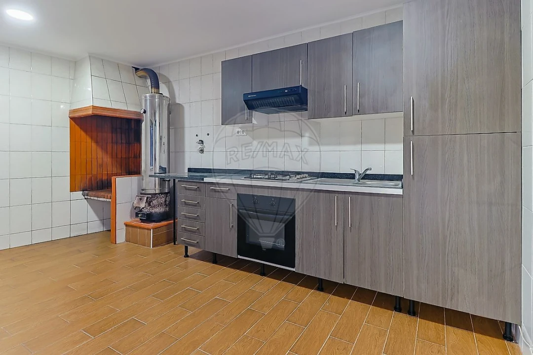 Moradia T3 para Venda em Alhadas Foto 1