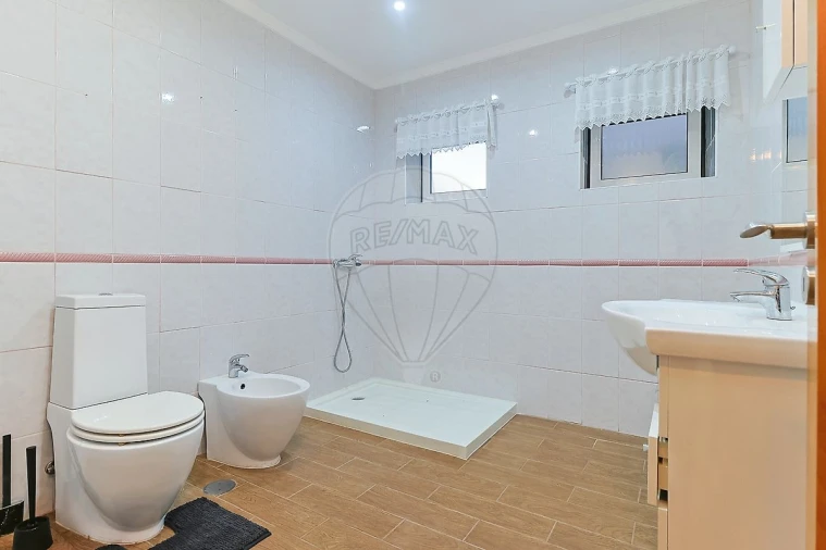 Moradia T3 para Venda em Alhadas Foto 15